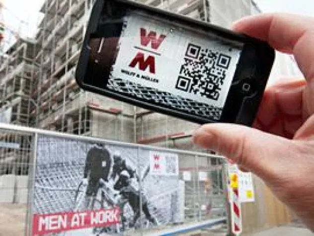 Bild: Starre Bautafel war Gestern: netvico leitet mit QR-Code zu mobilem Projektportal