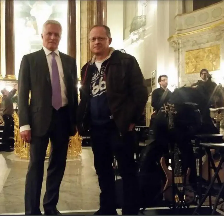 Onkologe Dr. Klaus Becker im Interview mit Maik Findeisen vom Parentsmagazin-Hamburg im Hamburger Mi