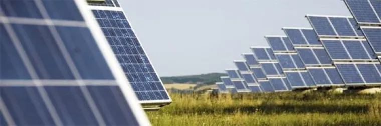 Neue Online-Plattform in Deutschland: Solaranlagen im Schwarm finanzieren Bild: Neue Online-Plattform in Deutschland: Solaranlagen im Schwarm finanzieren