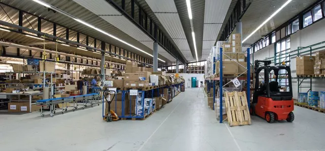 Bild: Versandabläufe jetzt noch effizienter: Die EOD European Online Distribution GmbH hat ein neues Lager