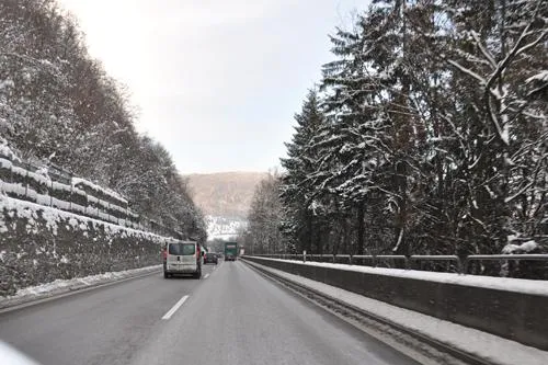 Vor Weihnachten werden die Straßen voller Bild: Vor Weihnachten werden die Straßen voller