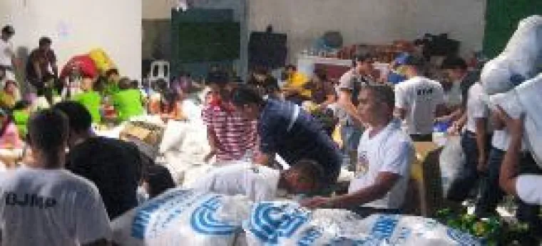 Bild: 12.000 Euro Sofort-Hilfe für Manila