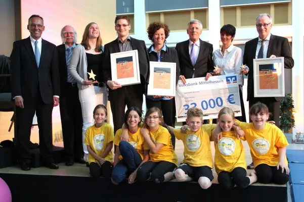 Volksbank Mittelhessen verleiht Sterne des Sports Bild: Volksbank Mittelhessen verleiht Sterne des Sports