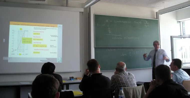 Nachhaltiges Schulungskonzept für Akotherm-Mitarbeiter Bild: Nachhaltiges Schulungskonzept für Akotherm-Mitarbeiter