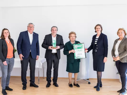 Bild: Jugend am Werk als familienfreundlichster Betrieb der Steiermark ausgezeichnet