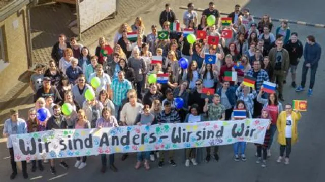 Bild: maxQ.-Projekt „Wir sind anders – wir sind Wir“ gewinnt Sonderpreis beim Deutschen Weiterbildungstag