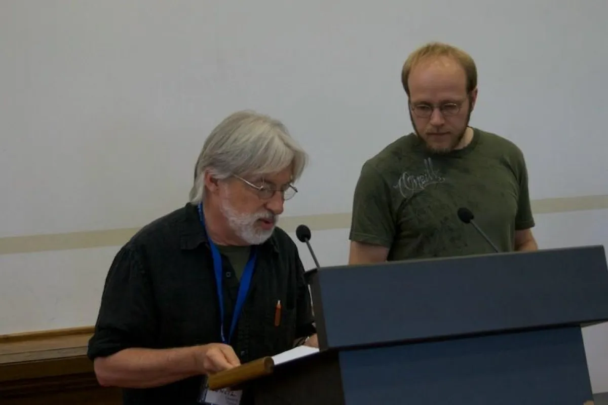 Leonard Turton bei der Eröffnungsveranstaltung