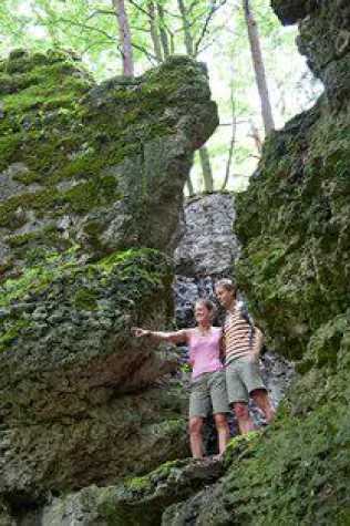 Bild: Höhlen, Felsen, Abenteuer - Wandern im Amberg-Sulzbacher Land