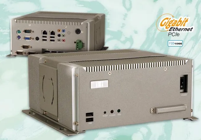 Bild: Lüfterloser Kompakt-PC mit PCI Steckplatz