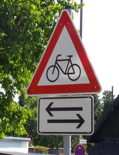 Bild: Vortrag: 'umsteigen:aufsteigen.' Eine Millon Euro jährlich zusätzlich für den Radverkehr