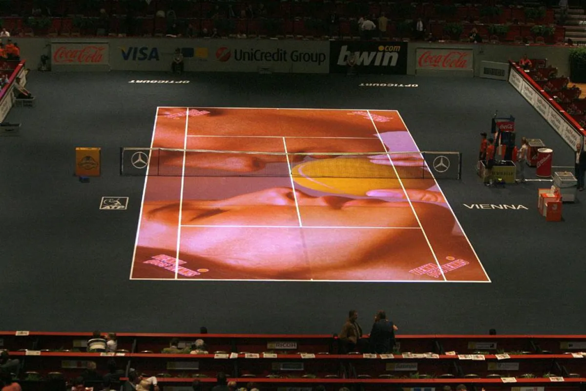 interaktiven Bodenprojektion auf 260 m²