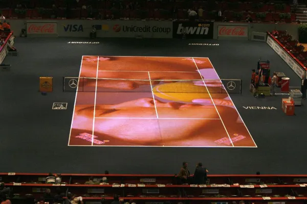 Bild: Rekord in Lichtgeschwindigkeit "poolSystem holt den Titel"