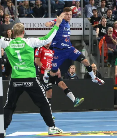 Bild: Handball: Erlangen und Hüttenberg trennen sich unentschieden