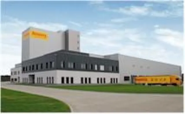 Bild: Eines der modernsten Werke für Mineralfuttermittel - Josera eröffnet neue Produktionsstätte in Polen