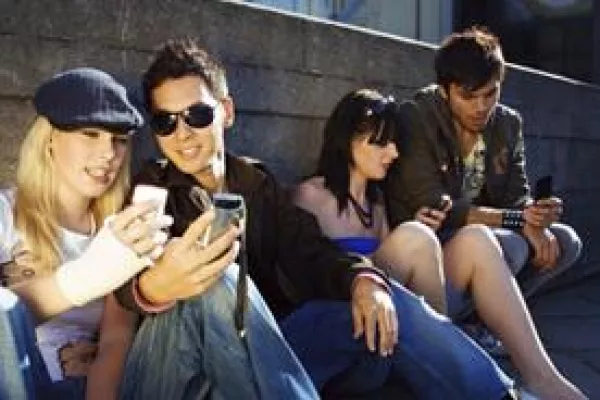 Bild: jim & jim Studie über das Konsum- und Freizeitverhalten von Jugendlichen