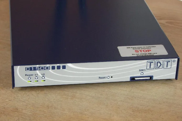 Bild: Routerspezialist TDT entwickelt 3G/WLAN-Router C1500 für Feuerwehr-Einsatzleitfahrzeuge