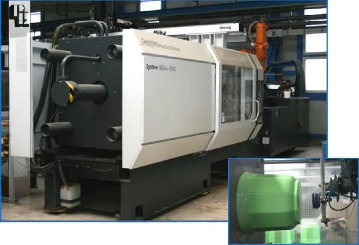 Kunststoffspritzguss Maschine für große Kunststoffteile