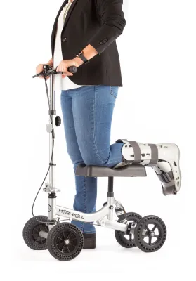 Bild: Neuigkeiten von Mobi-Roll Knierollern und Deutschland Premiere: rollbare Gehstütze 