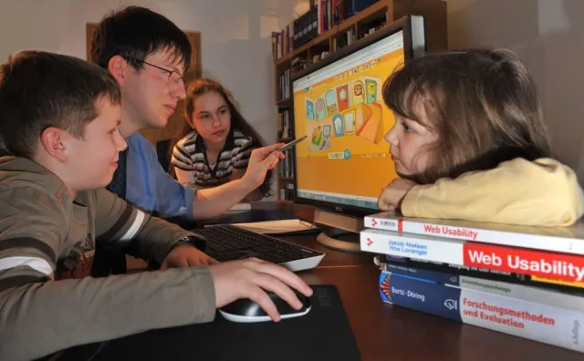 Medienforscher Andreas Jung überprüft Online-Medien für Kinder Bild: Medienforscher Andreas Jung überprüft Online-Medien für Kinder