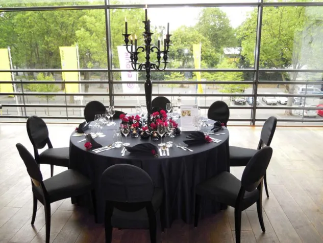 „Tag des offenen Stadions“ im Signal Iduna Park Dortmund mit Party Rent Bild: „Tag des offenen Stadions“ im Signal Iduna Park Dortmund mit Party Rent