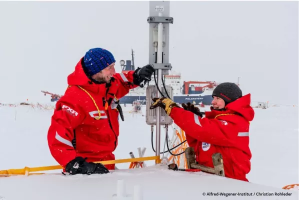Richtfunk leistet großen Beitrag zur erfolgreichen Umsetzung einer der größten Arktisexpeditionen aller Zeiten Bild: Richtfunk leistet großen Beitrag zur erfolgreichen Umsetzung einer der größten Arktisexpeditionen aller Zeiten