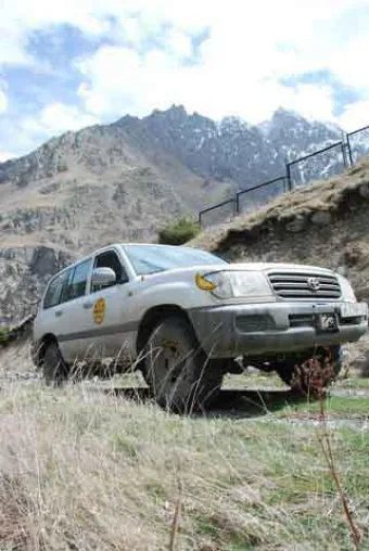 Vom Kleinen zum Großen Kaukasus – mit Medraft Off Road durch das Herz Georgiens Bild: Vom Kleinen zum Großen Kaukasus – mit Medraft Off Road durch das Herz Georgiens