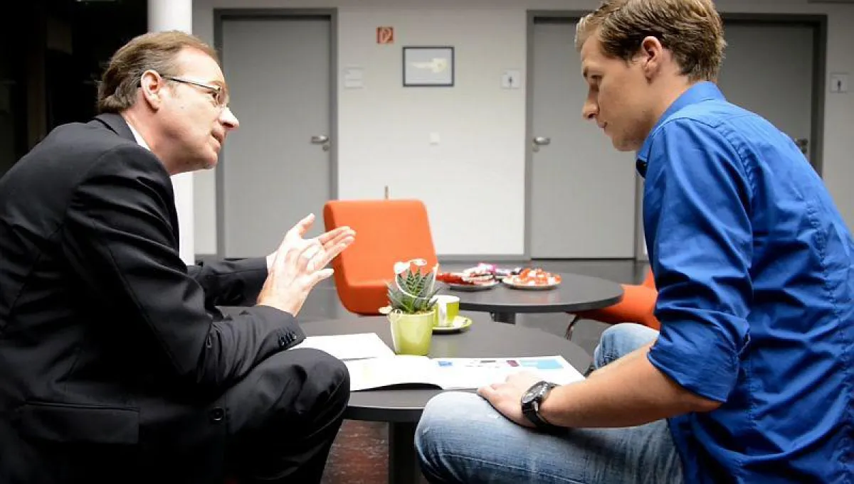 Beratungsgespräche mit Studieninteressierten finden auch jetzt noch täglich in der SRH Hochschule