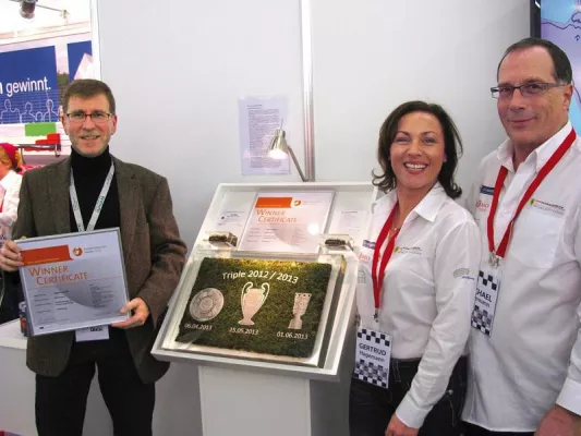 Bild: Allianz Arena REKORD-RASEN - Promotional Gift Award geht an Firma Hagemann, Eichenau