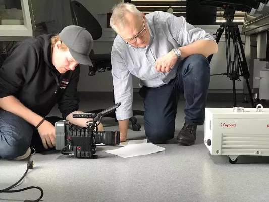 Bild: Kooperation zwischen Universität und Industrie