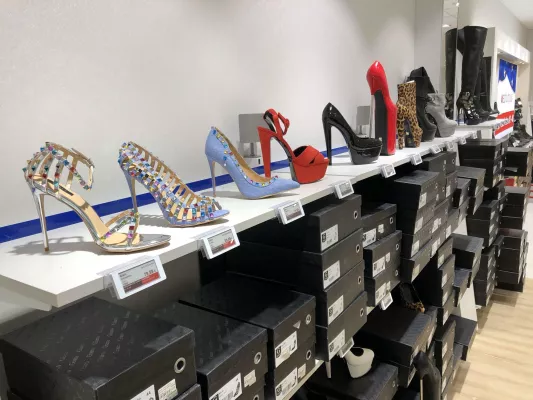 Bild: Pumps und High Heels 43 in Schleswig-Holstein bei schuhplus