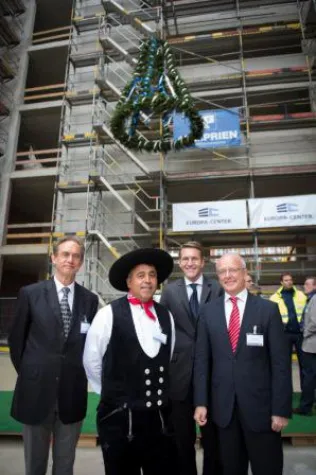 EUROPA-CENTER Essen Kruppstraße feiert Richtfest Bild: EUROPA-CENTER Essen Kruppstraße feiert Richtfest