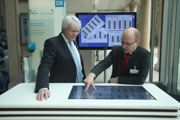 Bild: Tisch und Pad