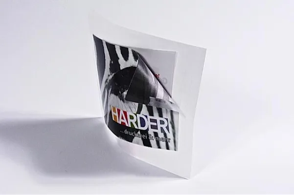 Bild: Harder steigert die Produktion von Bookletetiketten