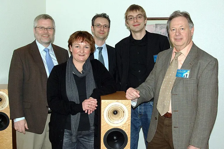 Bild: Norddeutsche HiFI-Tage 2010 - Analogvorführungen von "Hifi aus Deutschland" kommen beim Publikum an