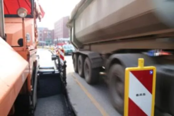 Bild: Stoppt Baustellenraser - Mehr Kontrollen und Fahrverbote gefordert, wenn alle Apelle an die Vernunft versagen