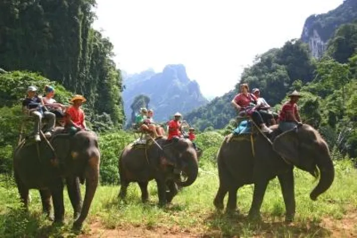 Bild: Fernab von ausgetretenen Pfaden