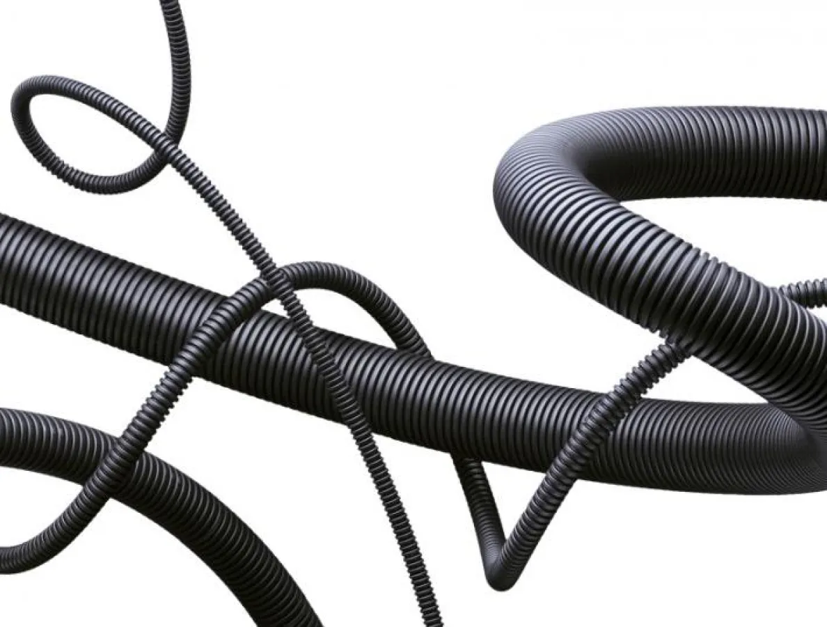 Wellrohr mit UV-Schutz: Nur eines der Spezialprodukte von EMC-Direct für den Kabelschutz.