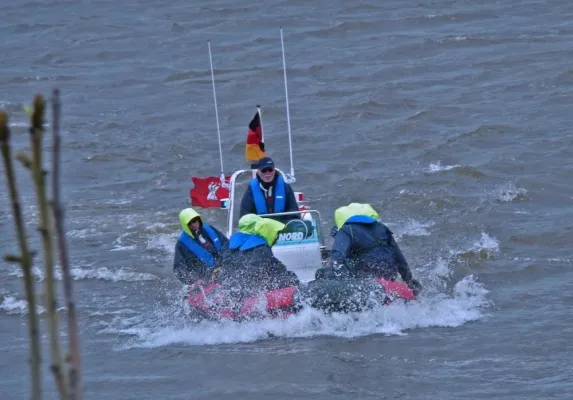 Bild: Servicekräfte für Yachten – TÜV NORD Schulungszentrum bietet erste Ausbildung für Yachtpersonal