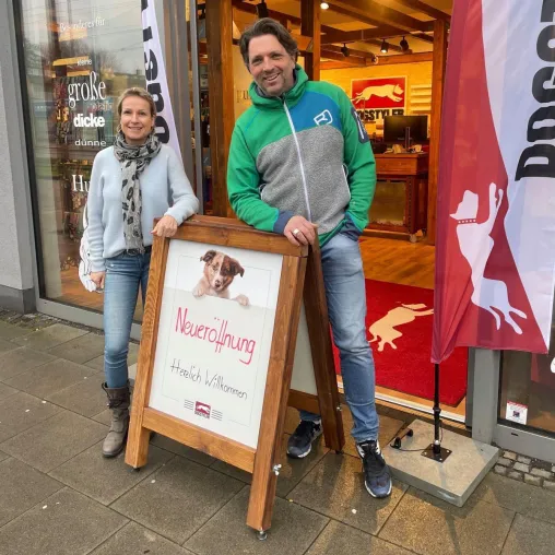 Bild: Köln-Junkersdorf jetzt mit eigenem DOGSTYLER(R) Store