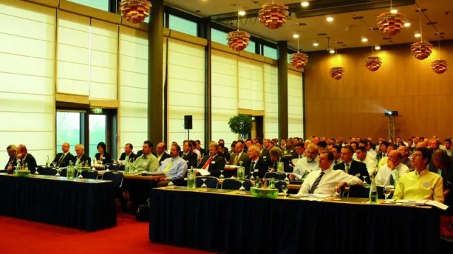 120 Stahlgießer von fünf Kontinenten tauschen Wissen aus - Gelungene Steel Casting Conference in Dresden Bild: 120 Stahlgießer von fünf Kontinenten tauschen Wissen aus - Gelungene Steel Casting Conference in Dresden