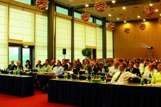 120 Stahlgießer von fünf Kontinenten tauschen Wissen aus - Gelungene Steel Casting Conference in Dresden Bild: 120 Stahlgießer von fünf Kontinenten tauschen Wissen aus - Gelungene Steel Casting Conference in Dresden