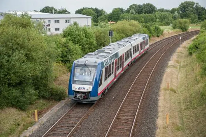 Bild: AKN plant mit IVU.rail