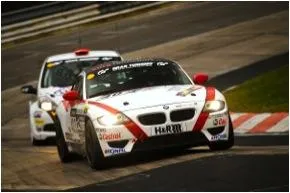 Bild: Vier Wuppertaler BMWs auf dem Nürburgring