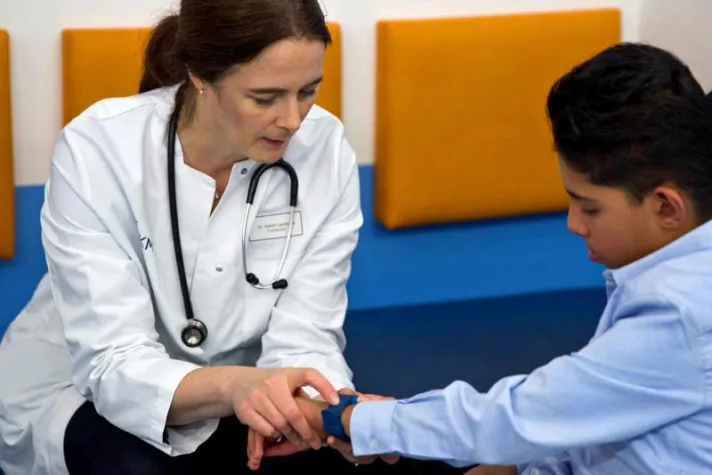 Bild: Mit beherzten Schritten: Corporate Health Challenge wird erneut Partner der Herzkinder