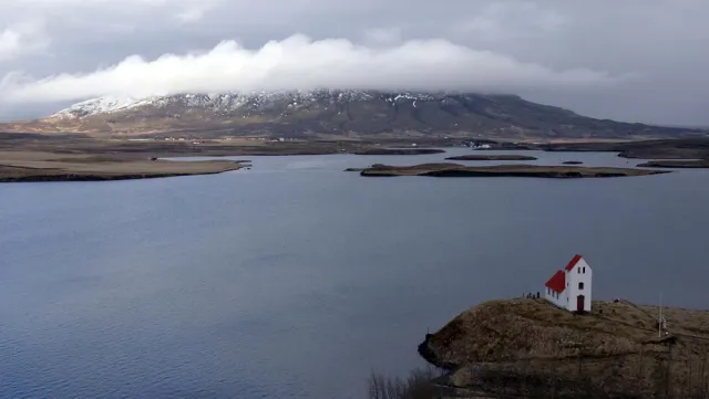 Bild: Island - Unterwegs bei Feen und Trollen - Mietwagentouren auf der Feuerinsel im Nordatlantik