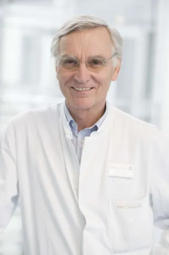 Bild: 26 Jahre Klinikchef der größten Lungenklinik in Bayern – Karl Häußinger verabschiedet sich in den Ruhestand