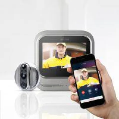 Bild: Die intelligente Videotürklingel VEIU auf der Heim und Handwerk 2017