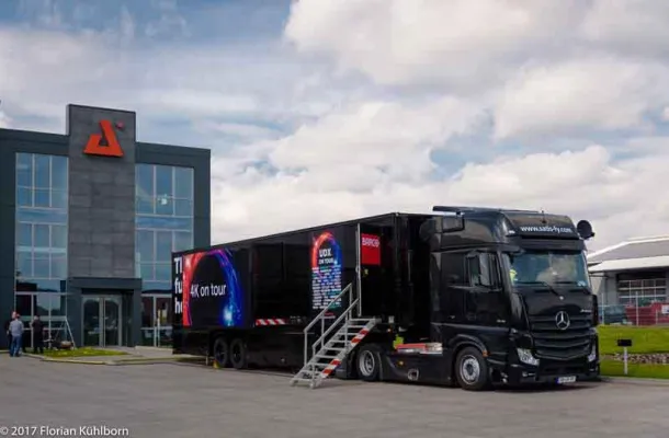 Bild: AED und Barco kommen mit der 4K-Truck Tour nach Hamburg und Berlin