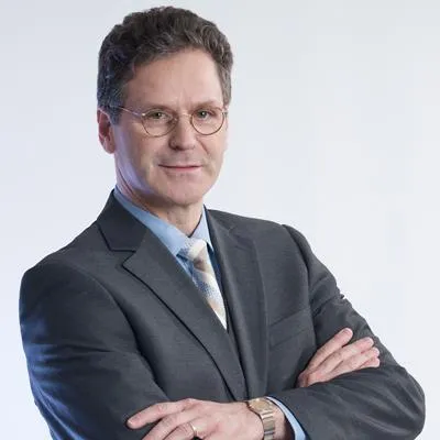 Bild: Dr. Marco Sebastian Arteaga verantwortet Geschäftsfeld bAV auf Vorstandsebene der Zurich Gruppe Deutschland