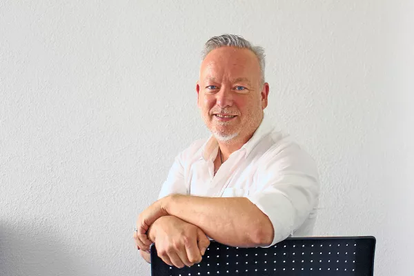 Sachbuch Romanschreiben: Einfach losschreiben – der Dramaturgieratgeber für Autoren Bild: Sachbuch Romanschreiben: Einfach losschreiben – der Dramaturgieratgeber für Autoren